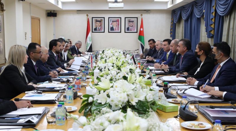 رئيس مجلس النواب يلتقي نظيره الأردني