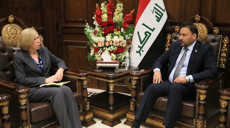 الكعبي يستقبل السفيرة الاسترالية ويؤكد : العراق مُقبل على برامج لتطوير القطاعات الاقتصادية